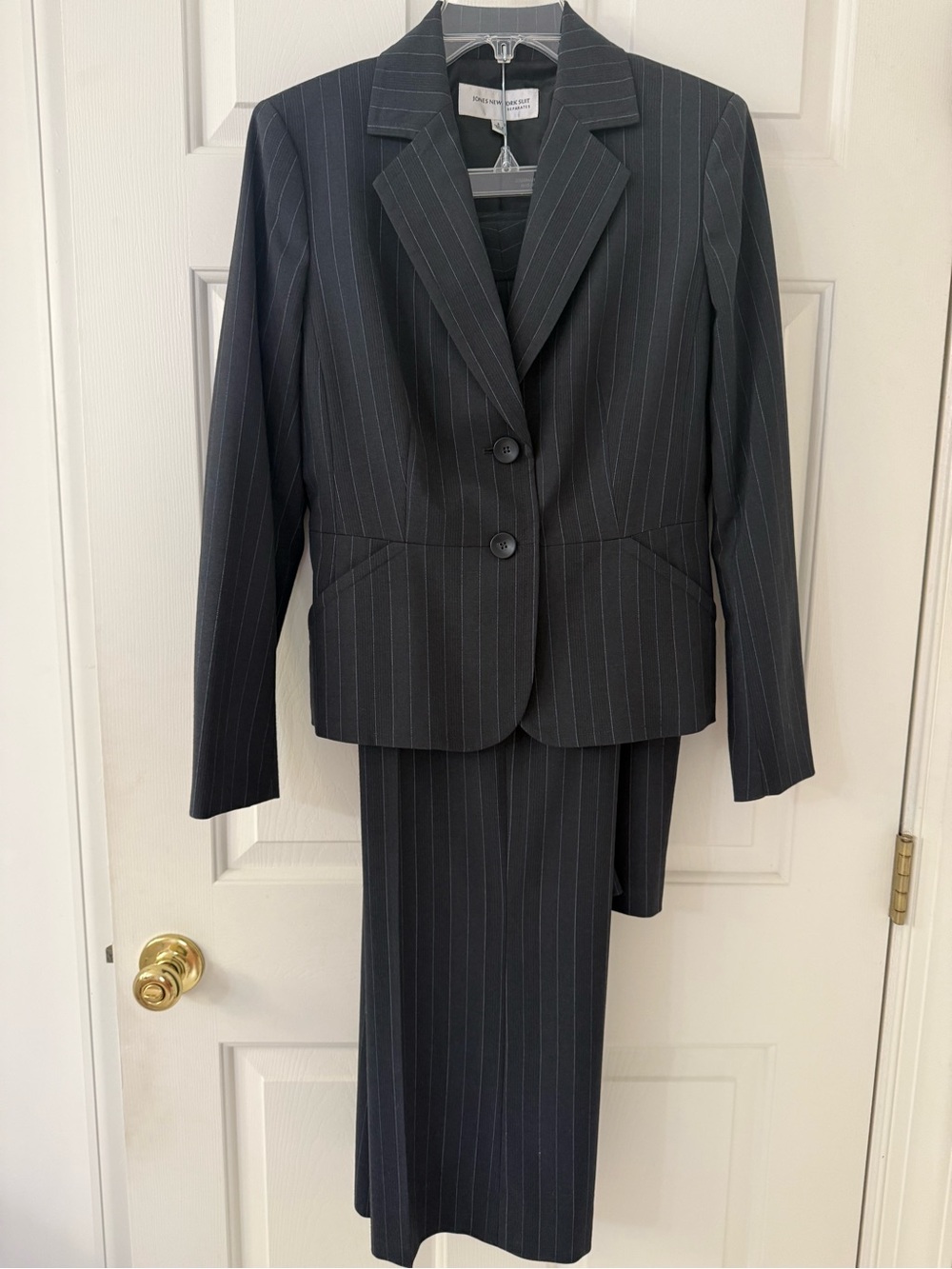 🦋Jones New York Black Pinstripe Three-Piece Suit Jacket Skirt Pants Separates